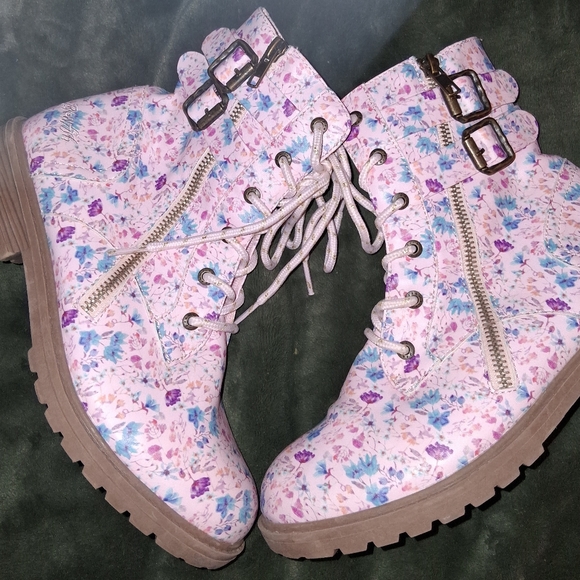Blowfish Floral Booties Womens 7 - Picture 3 of 6